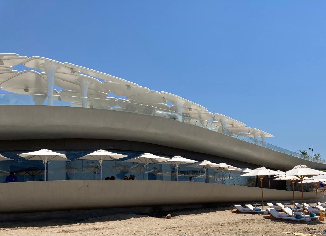 Sun Julz Apartments On The Beach Paphos Exterior foto