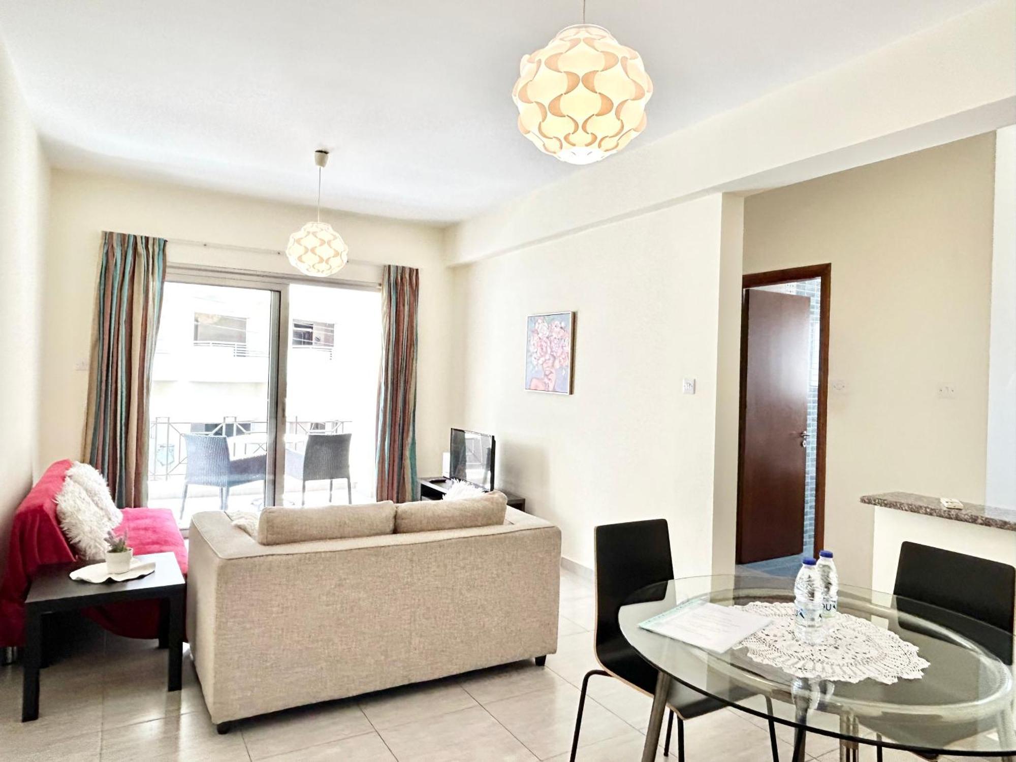 Sun Julz Apartments On The Beach Paphos Exterior foto