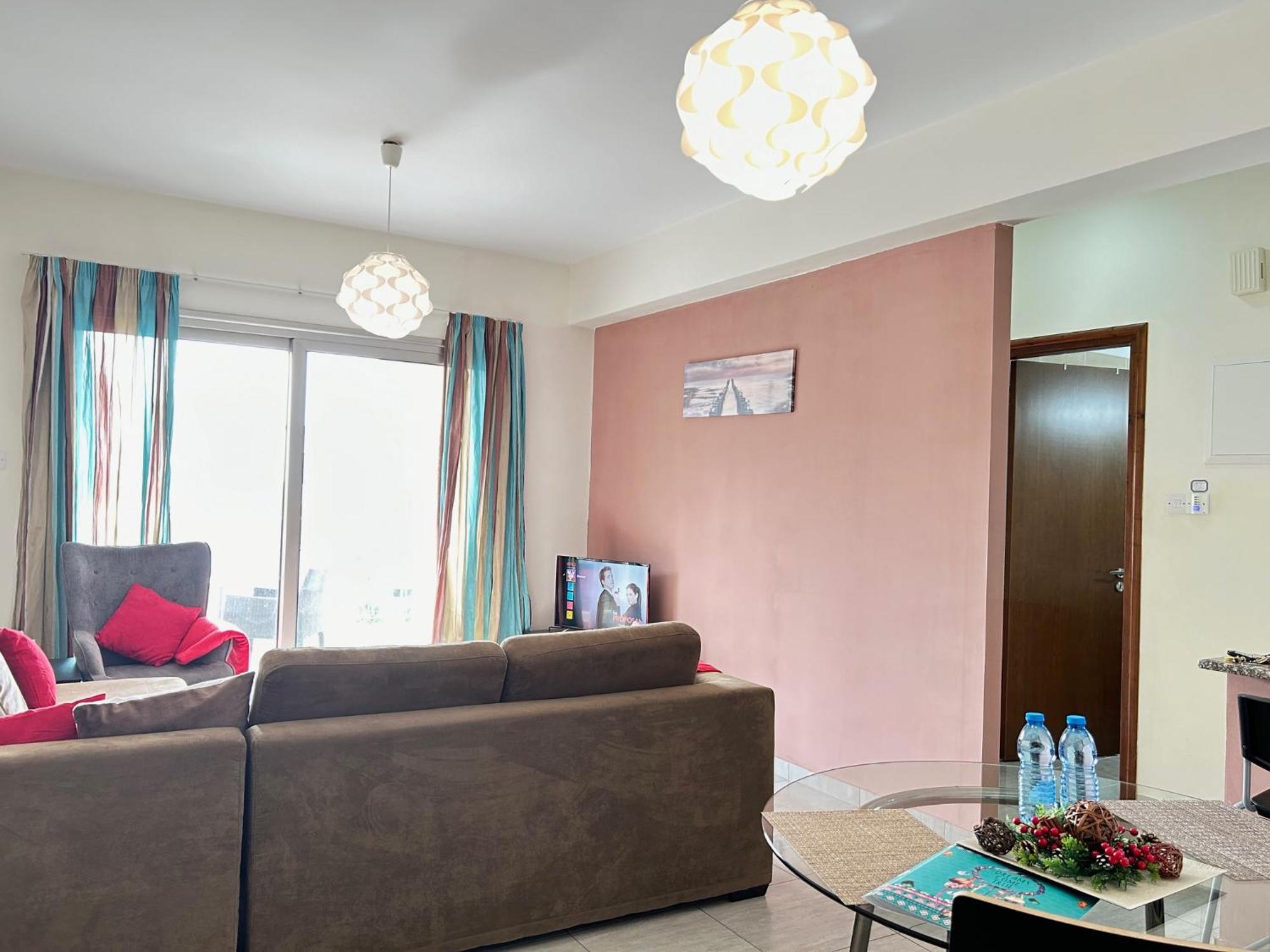 Sun Julz Apartments On The Beach Paphos Exterior foto