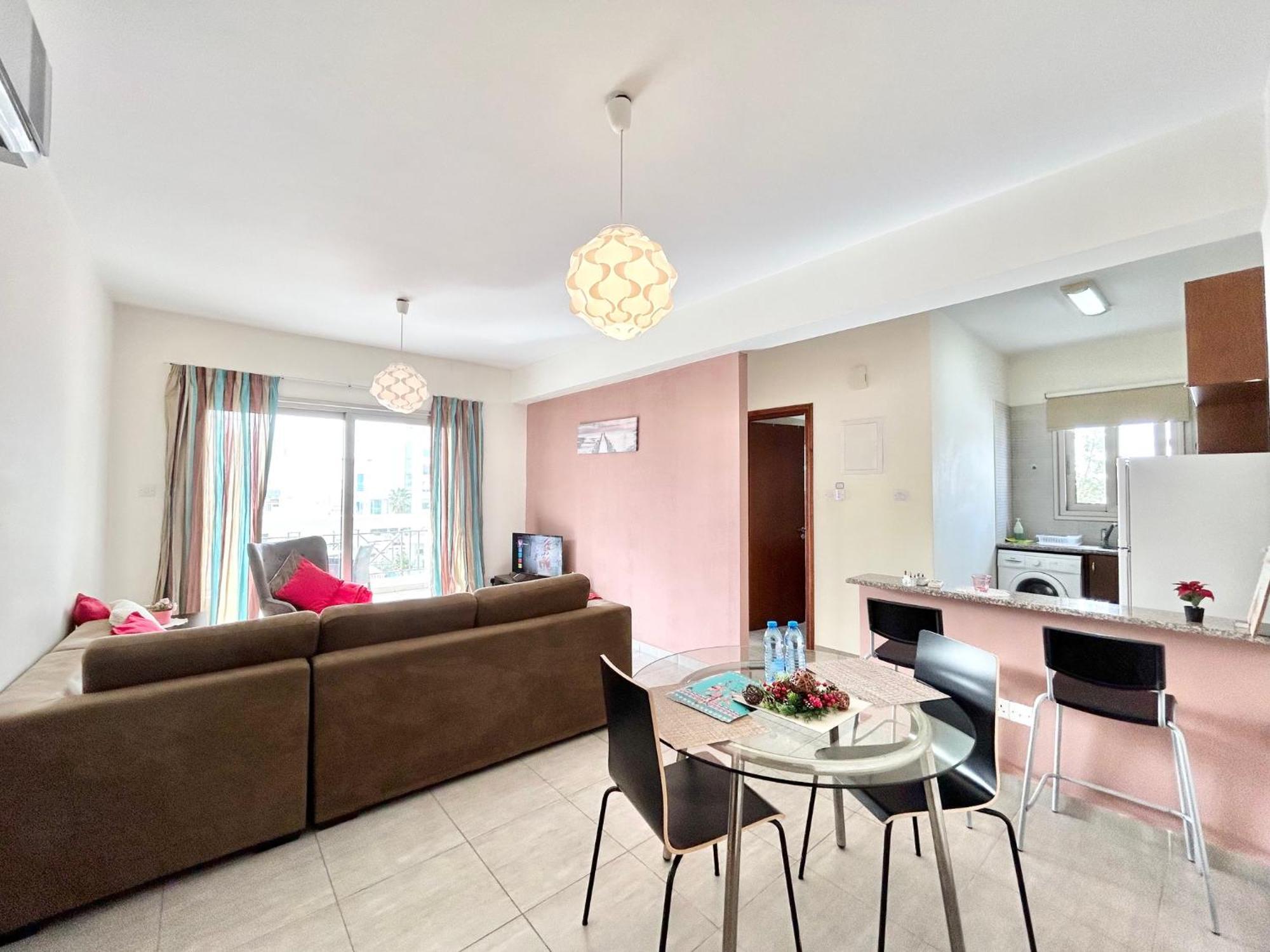 Sun Julz Apartments On The Beach Paphos Exterior foto